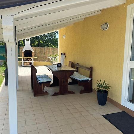 Holiday Home Rosa Gedići Exterior foto